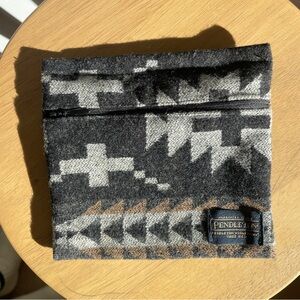 NEW Pendleton fabric small bag with zipper pocket